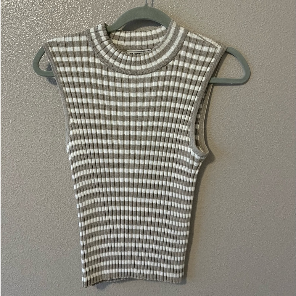 St. John sport (Marie Gray) sweater tank